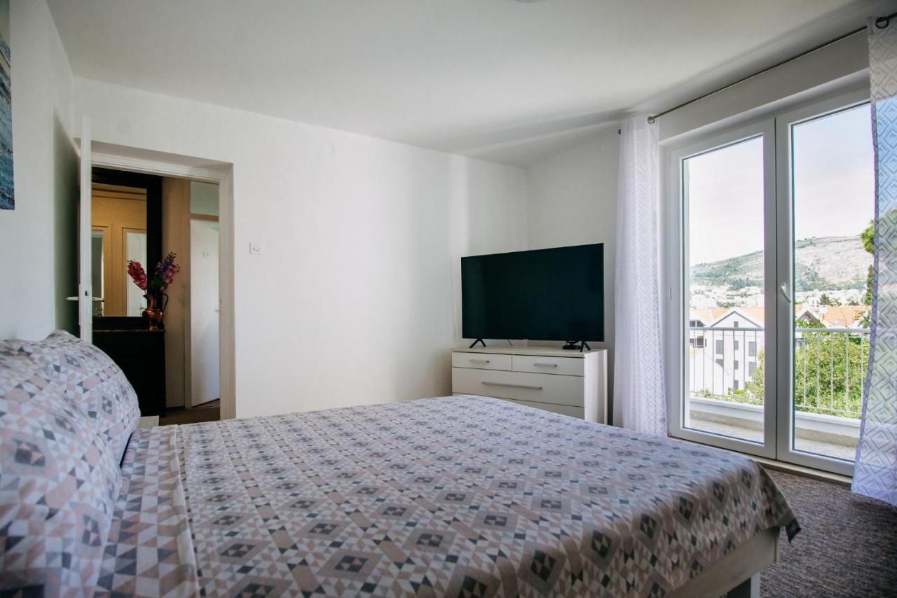 Sunnynest Apartment - 3Br Apt With Free Parking & Wi-Fi, Close To Lapad Bay Beach Dubrovnik Exterior foto